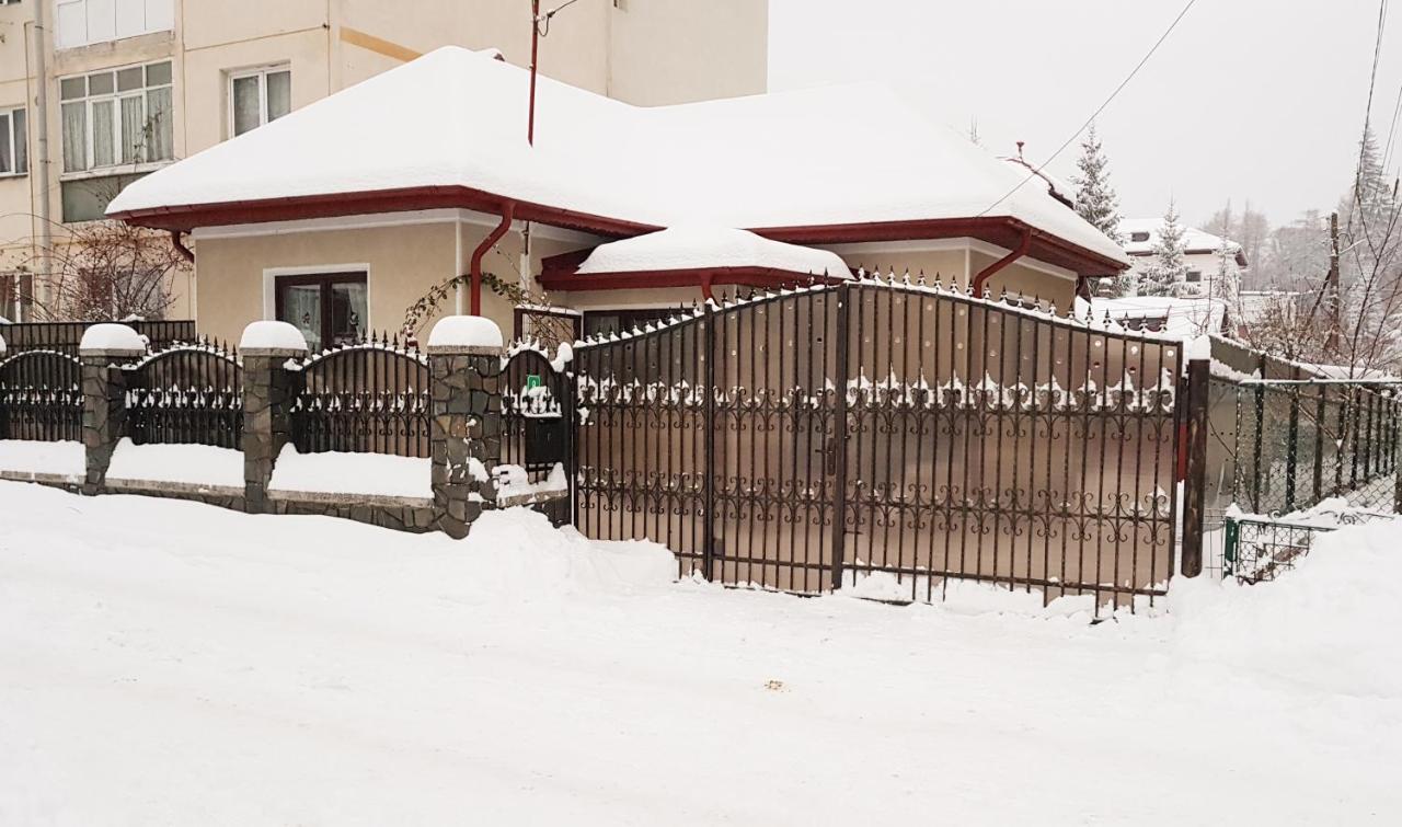 Holiday home Casa Bunicii *